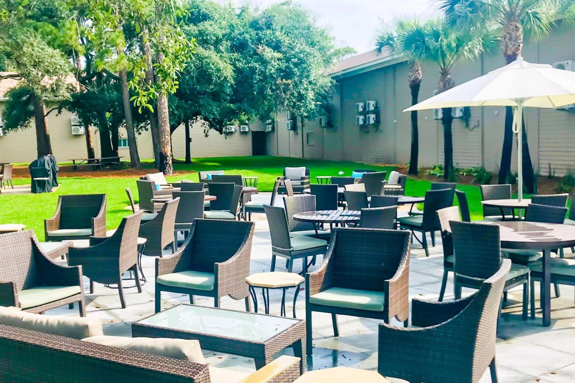 Hotel Seafarer & Suites, Ascend Collection Jekyll Island