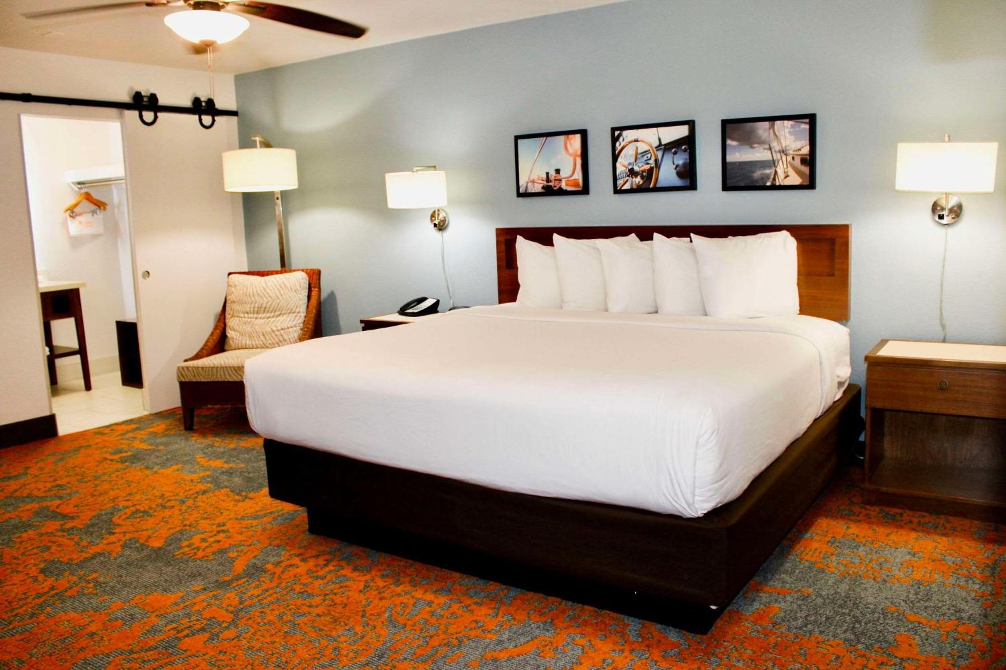 Seafarer & Suites, Ascend Collection Hotel